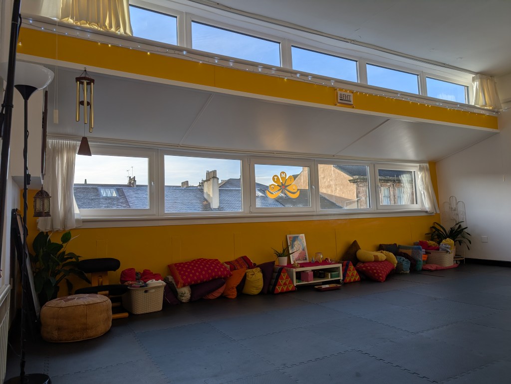 Mango Studio in Glasgow, with high windows, cushions and a padded floor